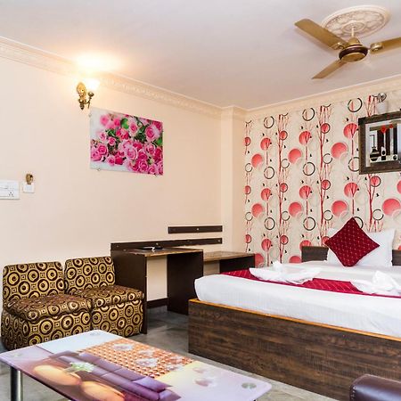 Apples Balaji Inn Siliguri Extérieur photo
